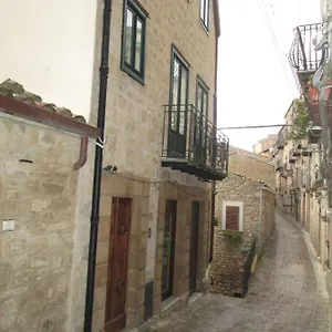 Casa vacanze Casa E Putia, Gangi