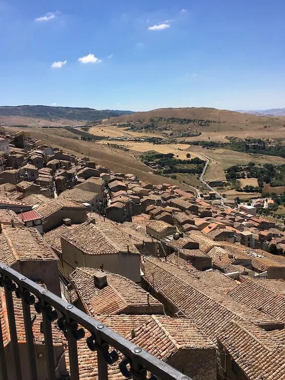 Casa Bella Gangi Vila